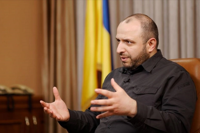 Ukrayna müdafiə naziri dörd müavinini işdən azad edib