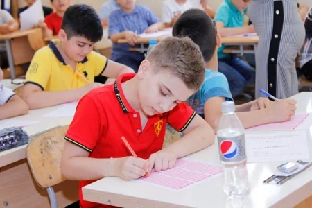 Liseylərin V və VII siniflərinə qəbul üzrə müsabiqə keçirilib