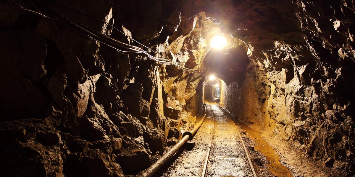 Kanadada mədən qəzası olub, 39 işçi yerin altında qalıb