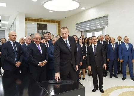 Prezident İlham Əliyev Qobustan şəhərinə içməli suyun verilməsi mərasimində iştirak edib