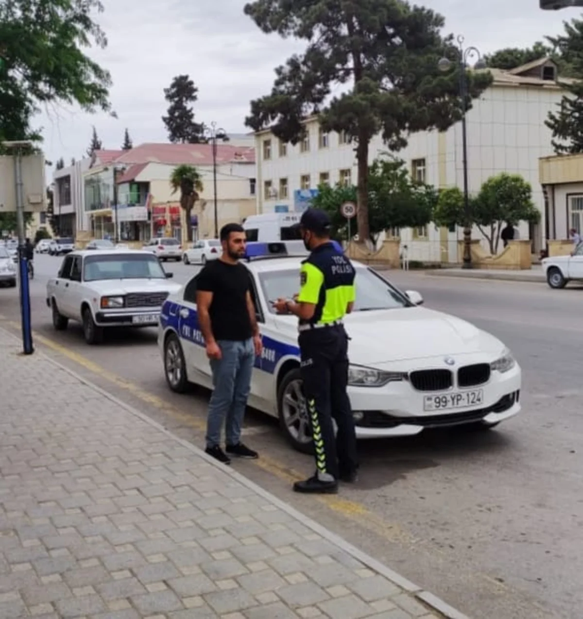 Biləsuvar və Cəlilabadda reyd keçirilib, sürücülər cərimələnib