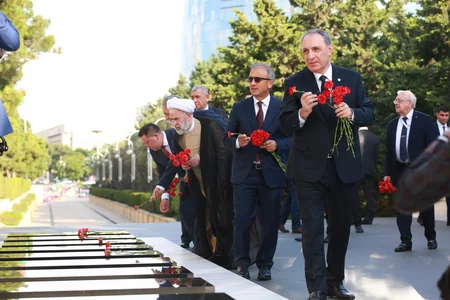 Prosecutor Generals of foreign countries visit Alleys of Honor and Martyrs 