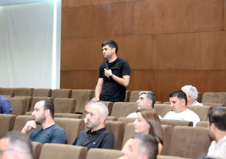 Azərbaycan gömrüyündə bəyanetmə zamanı yaranan çətinliklər müzakirə edilib