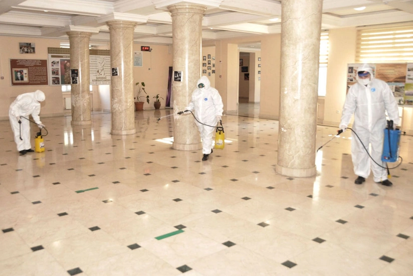 Bakıda məktəblərdə yeni tədris ilinə hazırlıq məqsədilə dezinfeksiya işləri aparılır