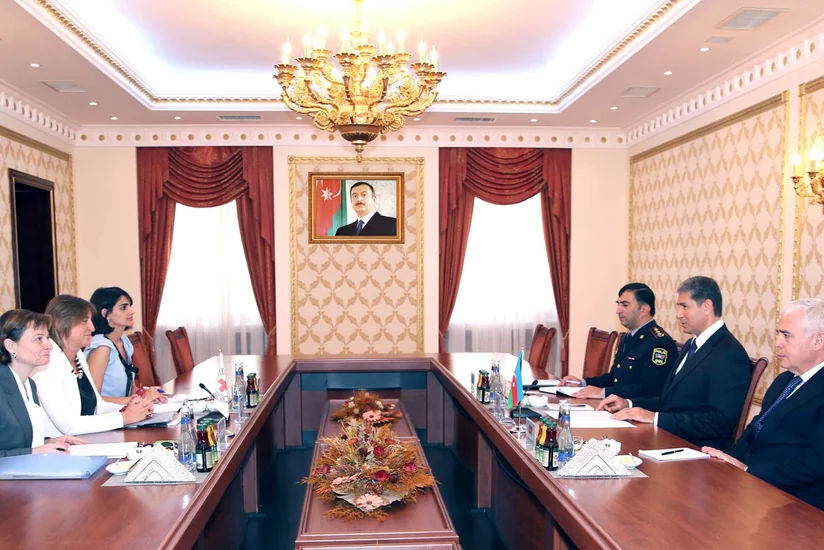 Vilayət Eyvazov Beynəlxalq Qırmızı Xaç Komitəsinin Azərbaycan nümayəndəliyinin rəhbərini qəbul edib