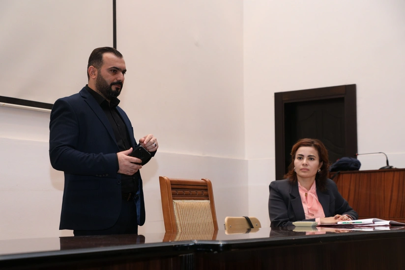 Report employee shares his extreme journalistic experience AUL students