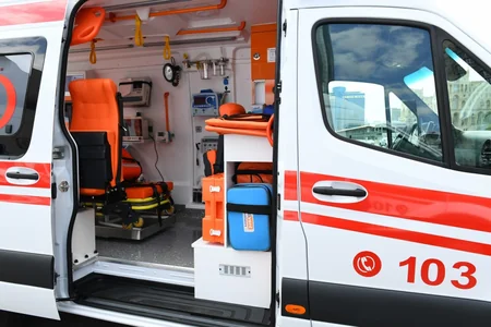 Prezidentin tapşırığı ilə Azərbaycana yeni təcili tibbi yardım avtomobilləri gətirilib 