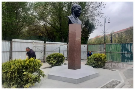Nəriman Nərimanovun Naxçıvan şəhərindəki büstü yerinə qaytarılıb