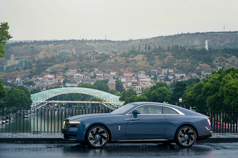 RRMC Baku представила две новые модели Rolls-Royce в Тбилиси