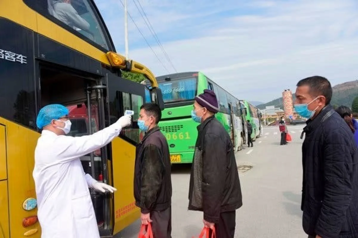 Fransada koronavirusla əlaqədar avtobus saxlanıldı