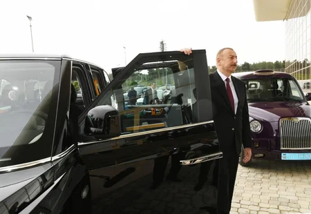 Prezident İlham Əliyev “Bakutel-2019” sərgisi ilə tanış olub - YENİLƏNİB