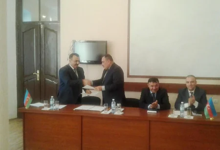 Əmlak Məsələləri Dövlət Komitəsi ilə Aqrar Universiteti arasında memorandum imzalanıb