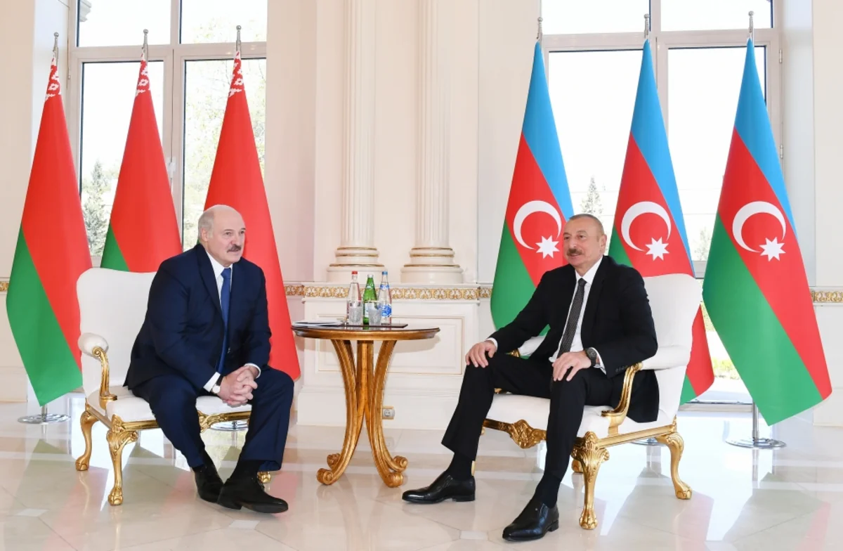 Azerbaijani, Belarusian presidents meet in expanded format