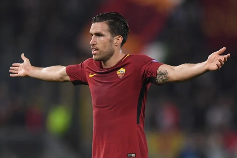 “Roma” futbolçusunun “Qarabağ”la oyunda geyindiyi forma hərraca çıxarılıb