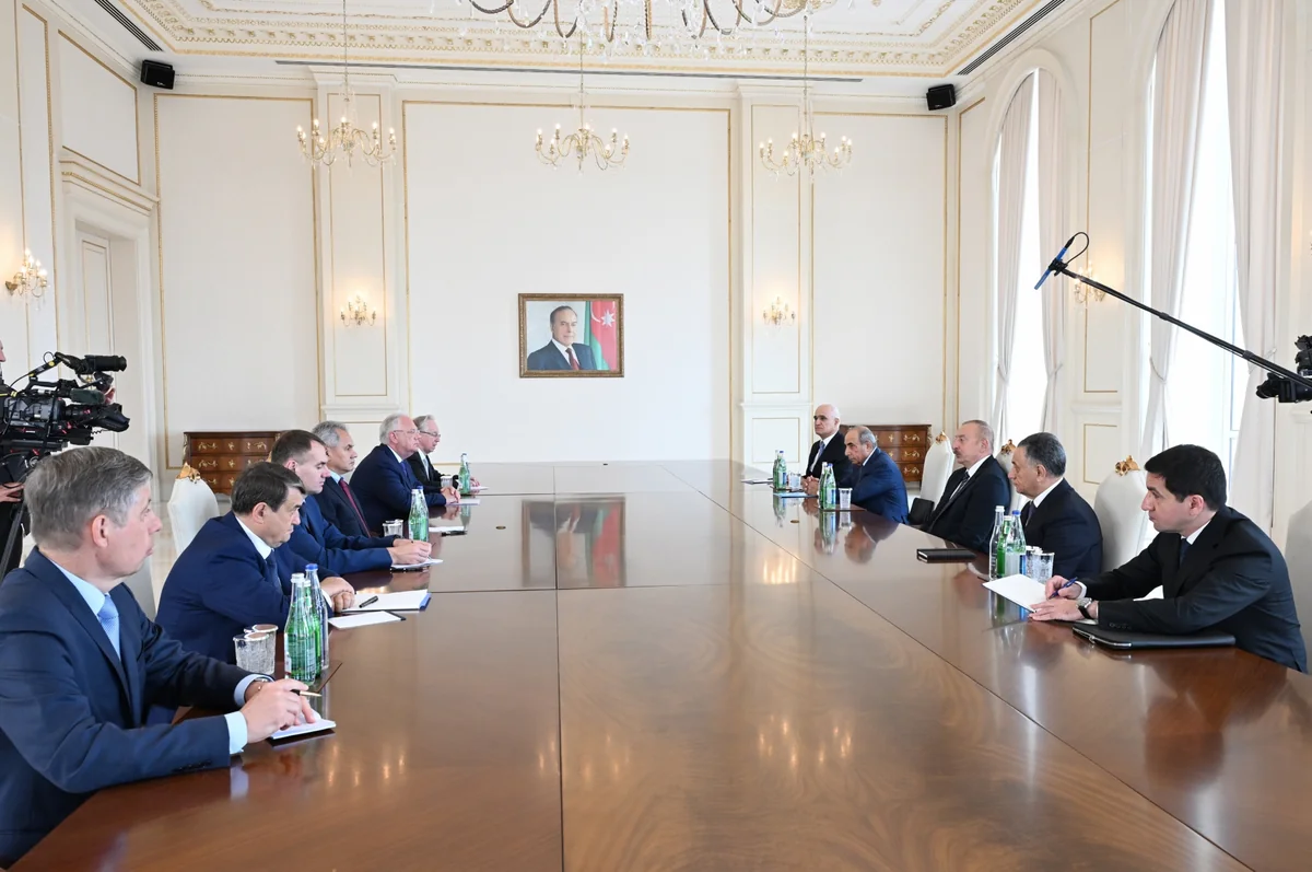 President Ilham Aliyev receives Russia's Security Council Secretary