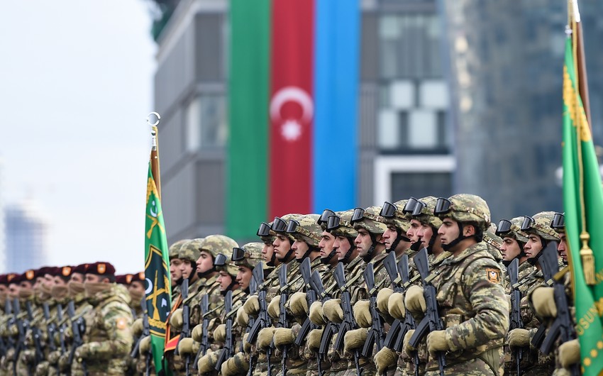 Silahlı Qüvvələr Günü ilə bağlı 114 hərbçi təltif olunub