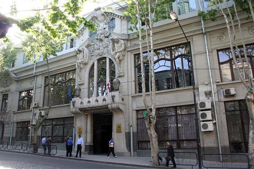 Gürcüstanın valyuta ehtiyatları azalıb