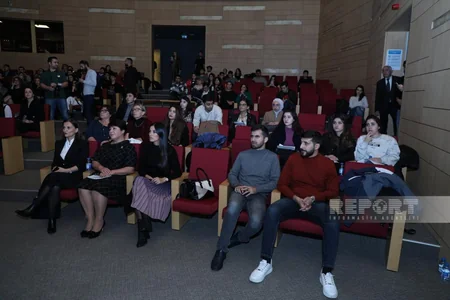 Huma quşu Təhsilə Yardım Fondunun təqdimat mərasimi keçirilib