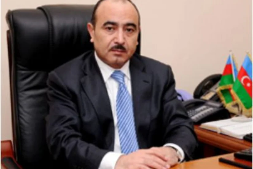 ​Əli Həsənov: “3-5 nəfərin sifarişli məlumatı əsasında hazırlanmış belə açıqlamalar, bəyanatlar və sənədlər qərəzlidir”
