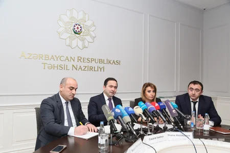 Sabahdan Bakı məktəblərinin I sinfinə elektron sistem vasitəsilə şagird qəbulu başlayır
