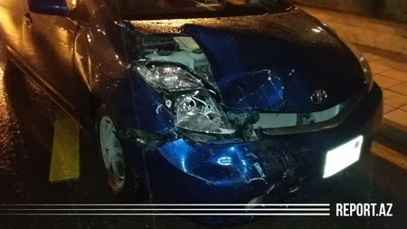 Bakıda iki avtomobil toqquşdu