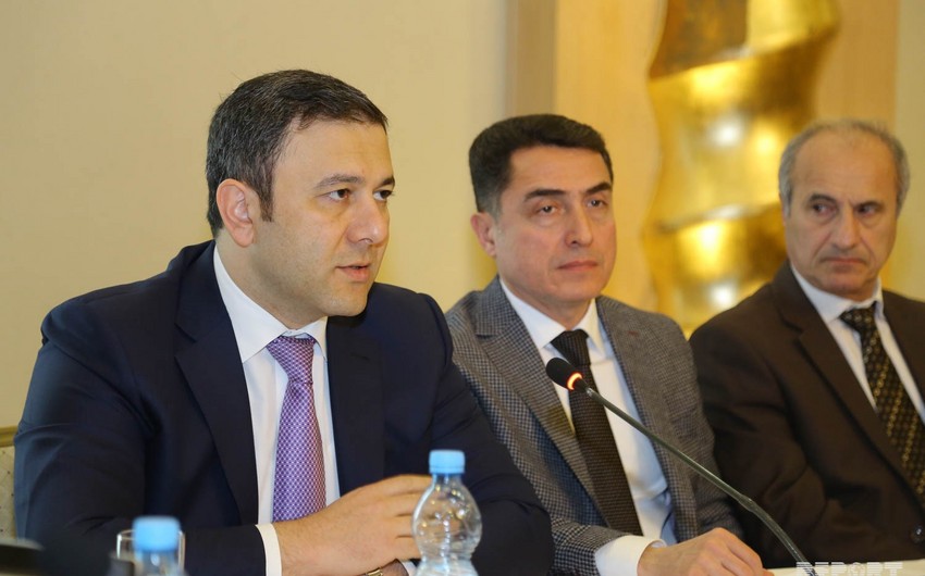 Nazirlik: Azərbaycanda dövlət qulluqçularının maaşı özəl sektorda çalışanların məvacibi səviyyəsinə çatdırılacaq