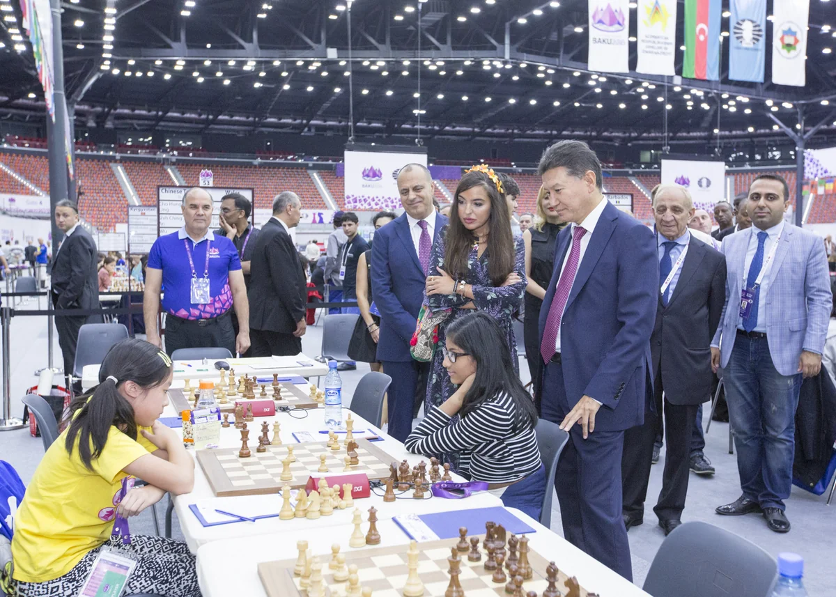 Leyla Əliyeva Bakı Şahmat Olimpiadasının VIII turunun oyunlarını izləyib