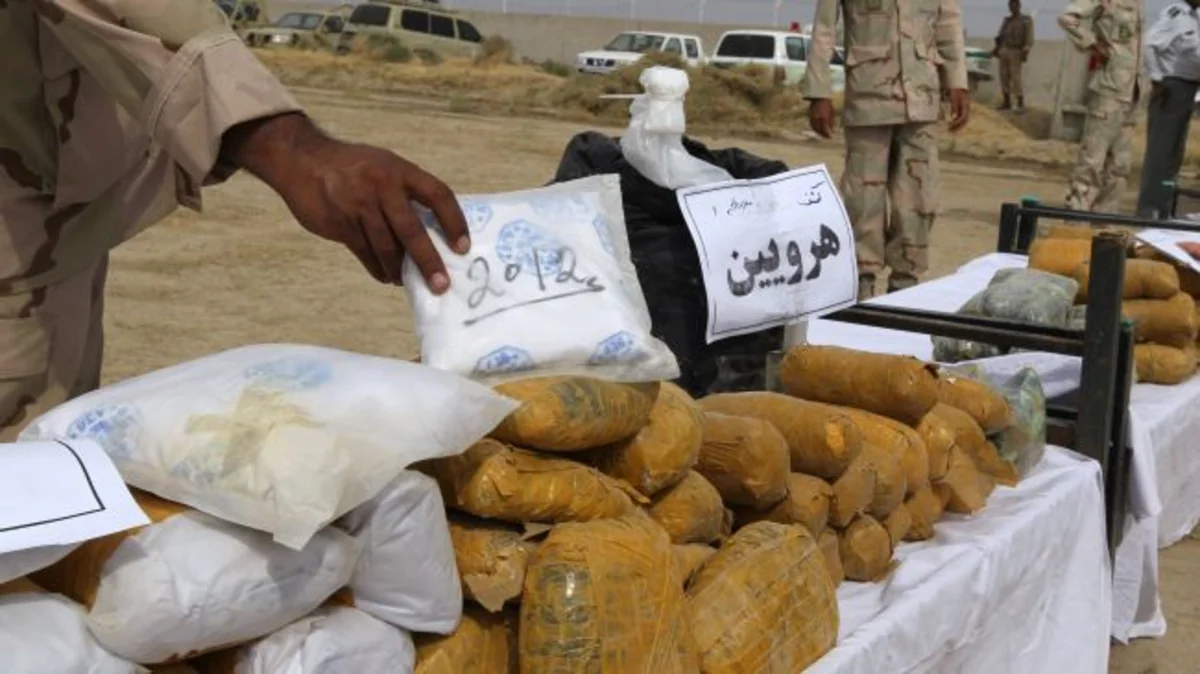 МВД Ирана: В стране конфискуется около 80% мирового объема опия и 40% героина