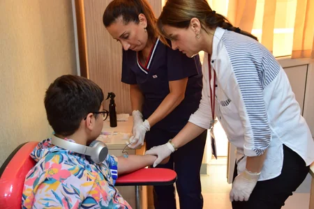 Bakıda ukraynalı uşaqlar üçün tibbi müayinələr təşkil olunub