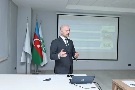 Azərbaycan Voleybol Federasiyası və CEV rəsmiləri milli üzvləri ilə görüşüblər