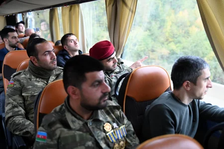 SOCAR-ın Vətən müharibəsi iştirakçısı olmuş əməkdaşları Şuşaya səfər edib