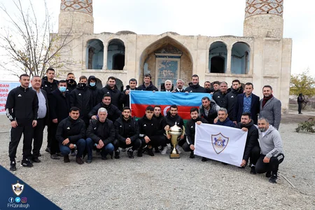 Hikmət Hacıyev Ağdamda Qarabağla futbol oynadı