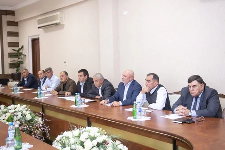 Fermerlər Şurasının növbəti toplantısı keçirilib