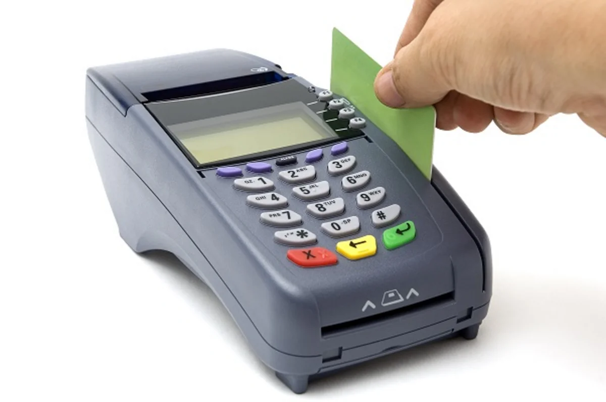 ​Azərbaycanda POS-terminalların 68%-i paxtaxtın payına düşür