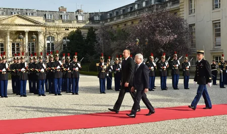 Prezident İlham Əliyev Parisdə Fransa Milli Assambleyasının sədri ilə görüşüb - ƏLAVƏ OLUNUB