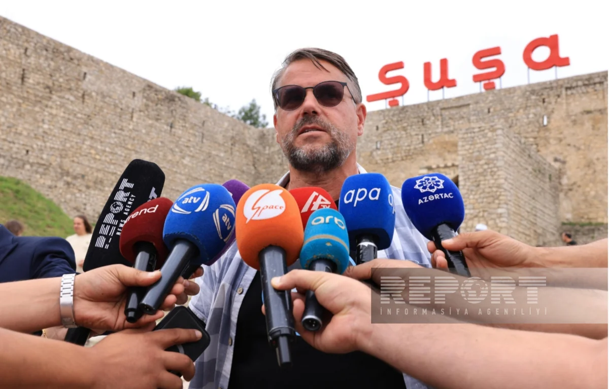 Çarlz Vili: Azərbaycan və Ermənistan liderlərinin görüşü regionda davamlı sülh üçün ümid verir