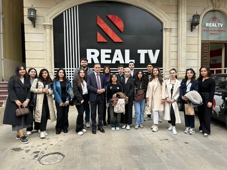 “Digital Diplomatlar” layihəsi: Müxtəlif görüşlərin iştirakçısı olan gənclər Reporta da infotur ediblər