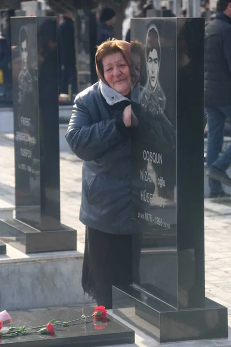 Gəncədə 20 Yanvar faciəsi şəhidlərinin xatirəsi anılıb