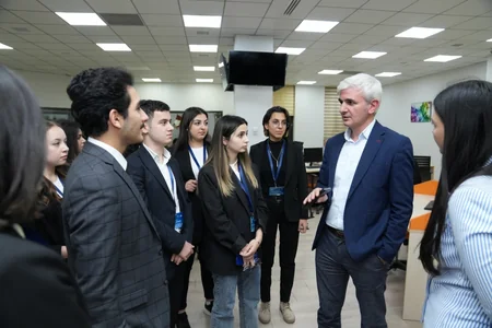 Bakıda Diplomatiya Könüllüləri üçün diplomatiya həftəsi təşkil olunub