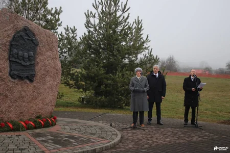 Belarusda Azərbaycanın ilk hərbi təyyarəçisinə abidə ucaldılıb