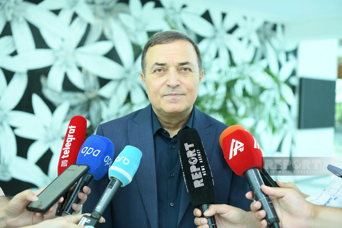 Xalq artisti: Arif Babayev kimi sənətkarlar yüz ildən bir gəlir