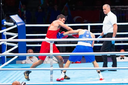 Европейские игры: Азербайджанский боксер вышел в полуфинал