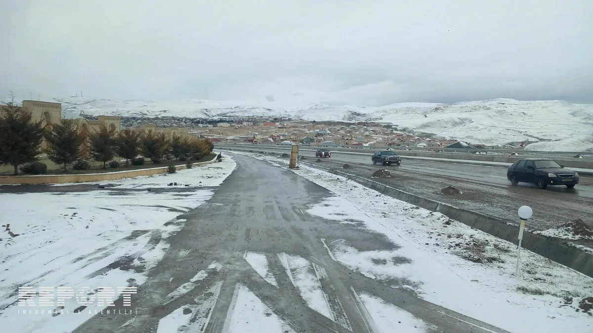Qar Şamaxı-Qızmeydan yolunda nəqliyyatın hərəkətində çətinliklər yaradıb - FOTO - VİDEO - YENİLƏNİB