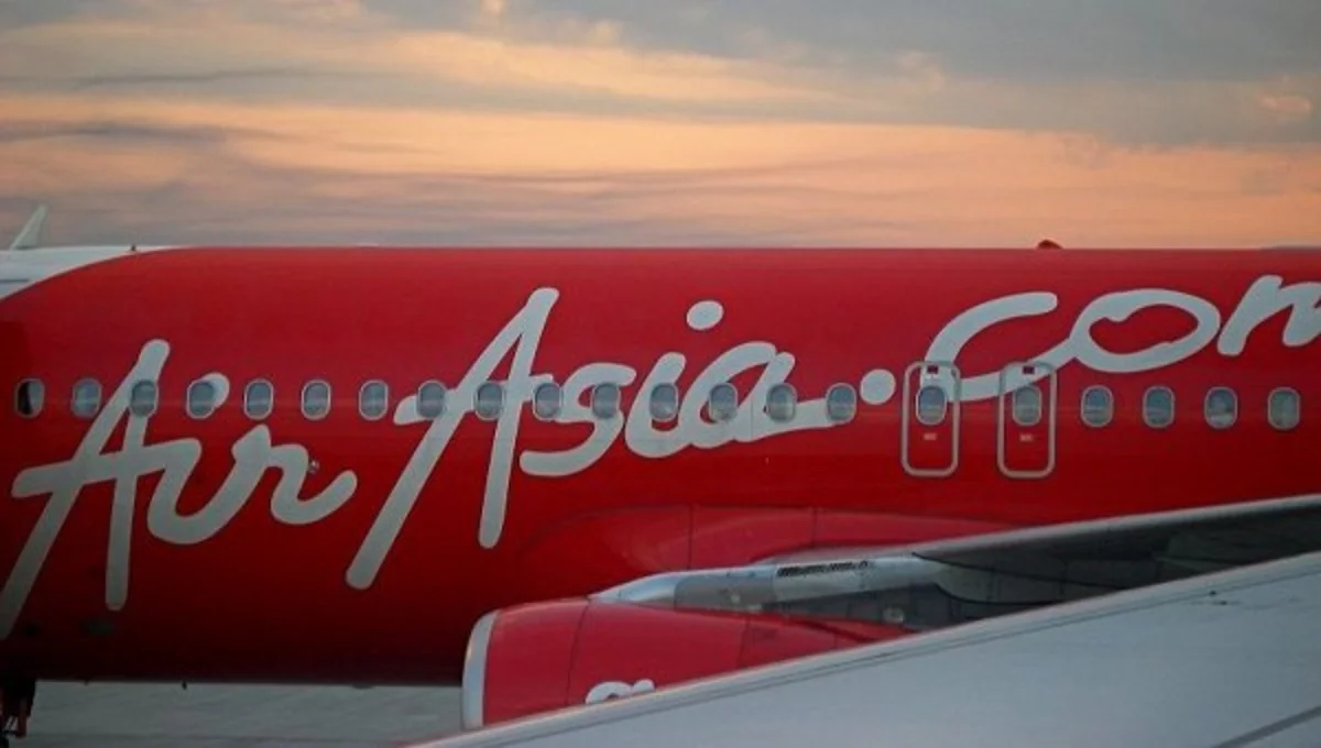 Индонезия отозвала разрешение на полеты AirAsia из Сурабаи в Сингапур