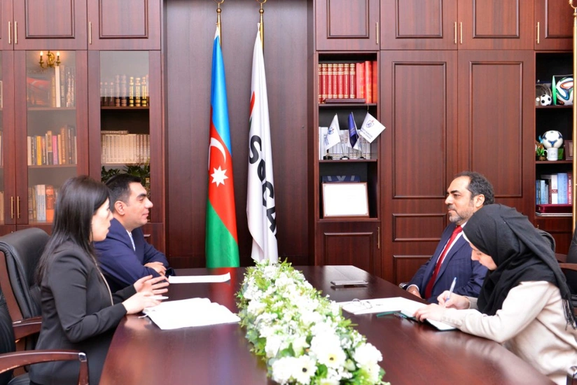 BƏƏ-nin səfiri Bakı Ali Neft Məktəbində təqdimatla çıxış edib