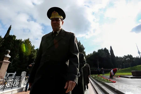 Azerbaijan commemorates national leader Heydar Aliyev - PHOTO REPORT