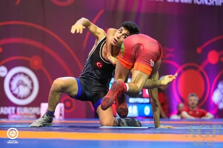 Azərbaycan güləşçiləri Avropa çempionatında iki qızıl, bir bürünc medal qazanıblar - VİDEO - FOTO