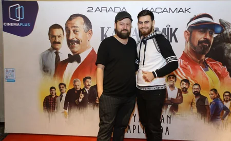 “CinemaPlus”da Cem Yılmazın iki filmi nümayiş olunub - VİDEO