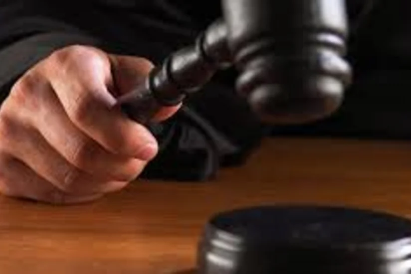 Şamaxıda bacısını boğaraq öldürməkdə təqsirləndirilən şəxsə hökm oxunub
