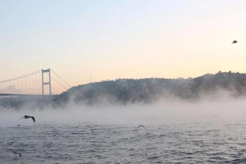 Движение судов в Стамбульском проливе приостановлено